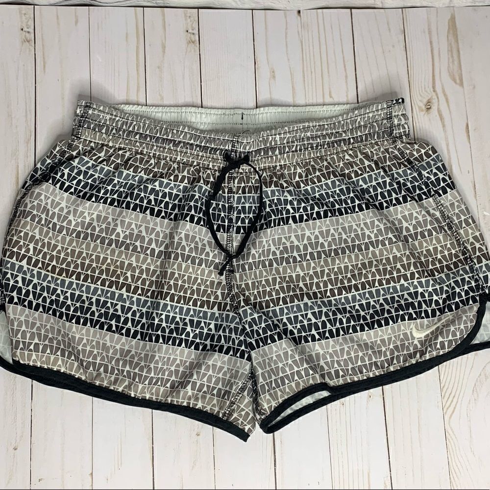 Nike Fit Dry unlined shorts with drawstring - Picture 1 of 12